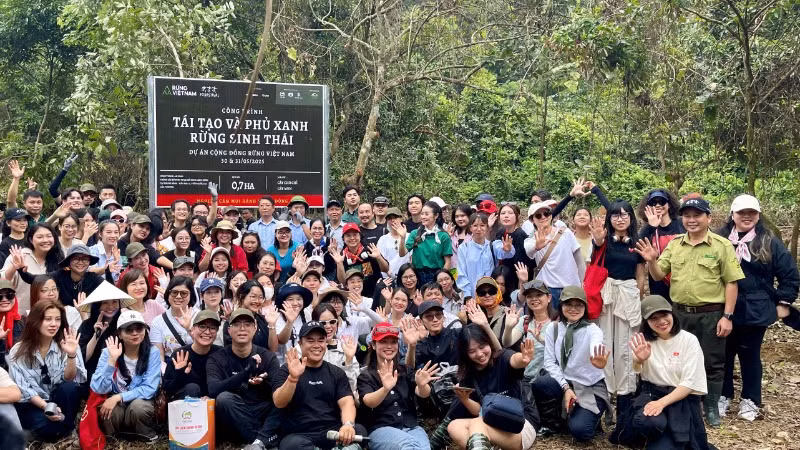 Sự kiện trồng rừng tại Cúc Phương không chỉ là một hoạt động giao lưu độc đáo giữa nghệ sĩ và khán giả, mà còn là minh chứng cho cam kết cụ thể của Lễ hội Forestival trong việc thúc đẩy lối sống xanh và bảo vệ tài nguyên cảnh quan.