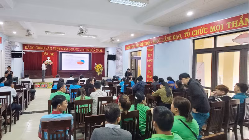 Các đại biểu tham gia hội nghị. Các đại biểu tham gia hội nghị.