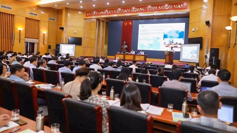 Quang cảnh hội thảo. Quang cảnh hội thảo.
