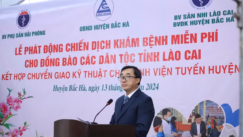 Thứ trưởng Y tế Trần Văn Thuấn phát biểu ý kiến tại lễ phát động. Thứ trưởng Y tế Trần Văn Thuấn phát biểu ý kiến tại lễ phát động.