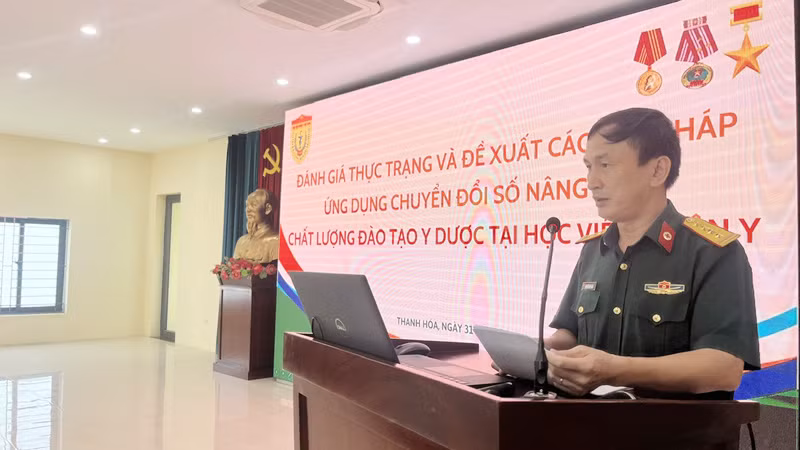 Trưởng phòng Đào tạo (Học viện Quân y), Đại tá, Giáo sư, Tiến sĩ Nguyễn Duy Bắc chia sẻ tại Hội nghị. Trưởng phòng Đào tạo (Học viện Quân y), Đại tá, Giáo sư, Tiến sĩ Nguyễn Duy Bắc chia sẻ tại Hội nghị.