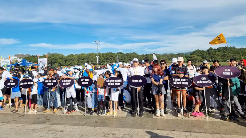 Các đội tham gia Giải đua Roller Sports các đội mạnh quốc gia năm 2023.