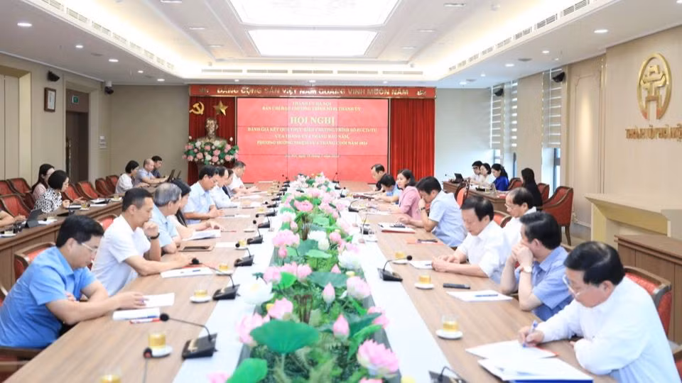 Quang cảnh hội nghị ngày 16/7.
