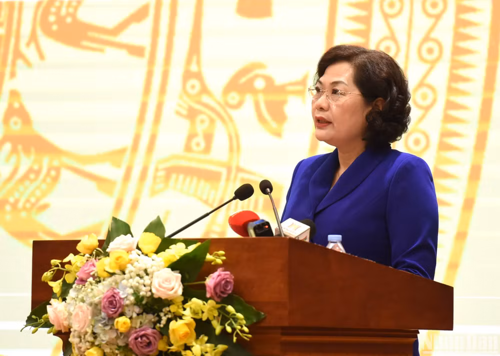 Thống đốc Ngân hàng Nhà nước Việt Nam Nguyễn Thị Hồng phát biểu khai mạc Hội nghị. Thống đốc Ngân hàng Nhà nước Việt Nam Nguyễn Thị Hồng phát biểu khai mạc Hội nghị.