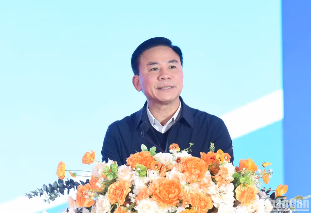 Bí thư Tỉnh ủy Thanh Hóa Đỗ Trọng Hưng phát biểu.
