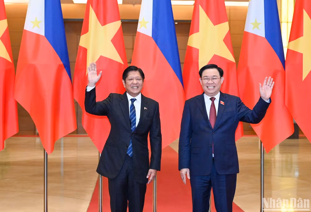 Chủ tịch Quốc hội Vương Đình Huệ và Tổng thống Philippines Ferdinand Romualdez Marcos Jr. 