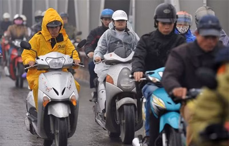 Khu vực Hà Nội có lúc có mưa, mưa rào, trời rét. (Ảnh minh họa)