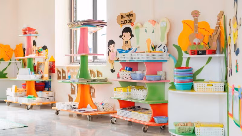 Các phòng học được trang bị rất khang trang, đầy đủ.