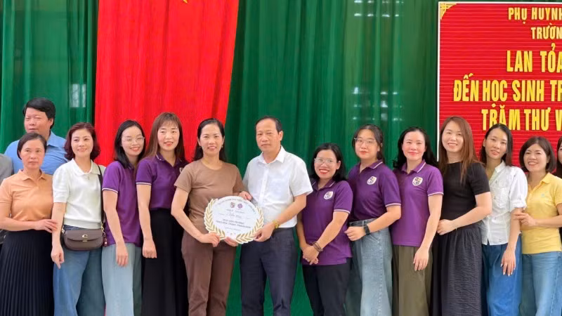 Hai trường học tuy cách xa về địa lý nhưng được kết nối nghĩa tình bởi văn hóa đọc.