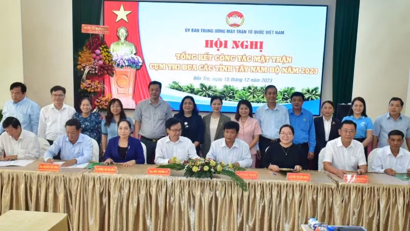 Các tỉnh Tây Nam Bộ ký kết giao ước thi đua năm 2024.