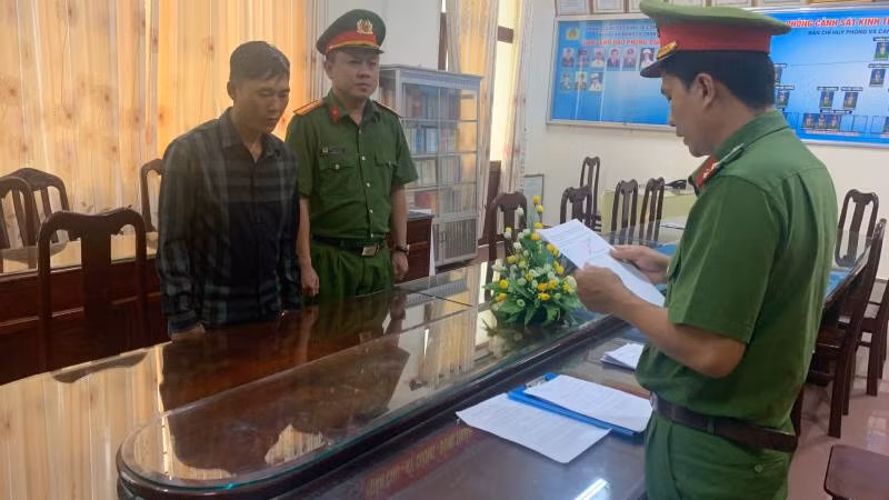 Khởi tố bị can và cấm đi khỏi nơi cư trú đối với Trần Tuấn Cường