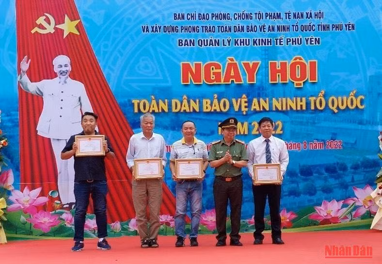 Phú Yên: Nhiều phong trào, cách làm hay bảo vệ an ninh Tổ quốc