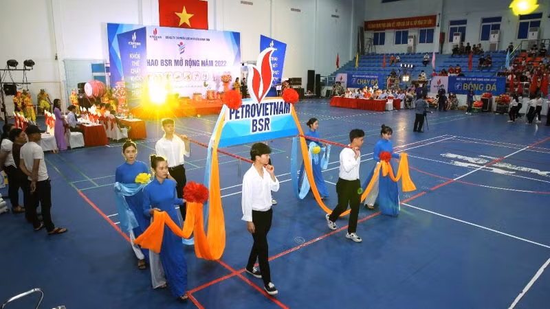 Mỗi năm một lần, BSR tổ chức hội thao mở rộng nhằm nâng cao thể chất, tinh thần cho người lao động và nâng cao văn hóa doanh nghiệp. Mỗi năm một lần, BSR tổ chức hội thao mở rộng nhằm nâng cao thể chất, tinh thần cho người lao động và nâng cao văn hóa doanh nghiệp.