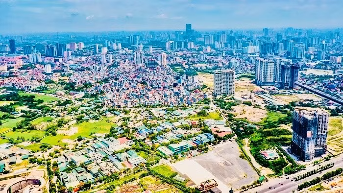 Thị trường bất động sản Việt Nam ghi nhận tín hiệu tích cực, khả quan những tháng đầu 2025. (Ảnh: LÊ TIÊN)