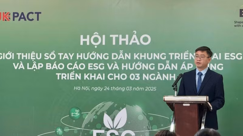Ông Nguyễn Đức Trung, Phó Cục trưởng, Cục Phát triển Doanh nghiệp tư nhân và Kinh tế tập thể, Bộ Tài chính (Ảnh: HNV) Ông Nguyễn Đức Trung, Phó Cục trưởng, Cục Phát triển Doanh nghiệp tư nhân và Kinh tế tập thể, Bộ Tài chính (Ảnh: HNV)