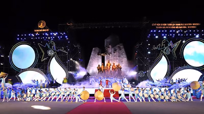 Một tiết mục trong chương trình nghệ thuật “Đồng Hới - Tình yêu và khát vọng”.