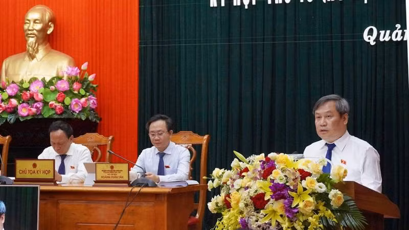 Bí thư Tỉnh ủy Quảng Bình Vũ Đại Thắng phát biểu tại kỳ họp thứ 10, Hội đồng nhân dân tỉnh khóa XVIII 