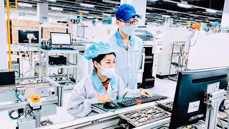 Người lao động trong doanh nghiệp ở Hải Phòng. (Ảnh: nhandan.vn)