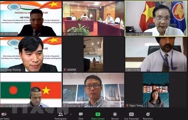 Các đại biểu tham dự hội nghị trực tuyến Khai trương tuyến tàu biển kết nối miền Trung Việt Nam-Ấn Độ.