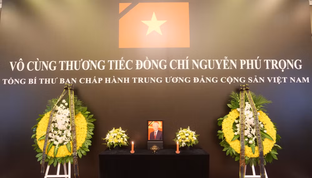 Đại sứ quán Việt Nam tại Trung Quốc tổ chức trọng thể Lễ viếng Tổng Bí thư Nguyễn Phú Trọng.