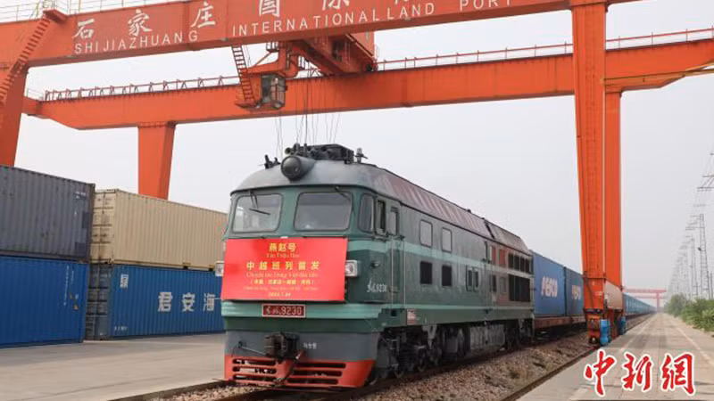 Chuyến tàu khởi hành từ Cảng đường bộ quốc tế Thạch Gia Trang. (Ảnh: chinanews.com/)
