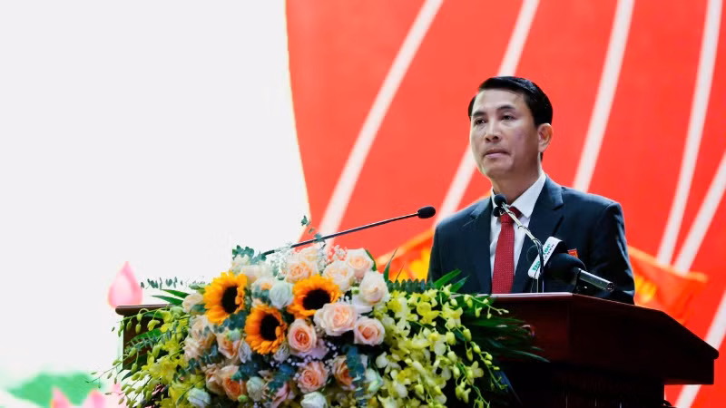 Đồng chí Trần Việt Hùng, Phó Chủ tịch Ủy ban nhân dân huyện Nho Quan cho biết, tỉnh Ninh Bình đặc biệt chú trọng phát huy bản sắc văn hóa, đầu tư vào giáo dục, y tế, kết hợp với huy động sự tham gia tích cực của cộng đồng dân tộc thiểu số, từ đó tạo môi trường sống tốt đẹp, nơi mà mọi người được tôn trọng và có cơ hội phát triển… Đồng chí Trần Việt Hùng, Phó Chủ tịch Ủy ban nhân dân huyện Nho Quan cho biết, tỉnh Ninh Bình đặc biệt chú trọng phát huy bản sắc văn hóa, đầu tư vào giáo dục, y tế, kết hợp với huy động sự tham gia tích cực của cộng đồng dân tộc thiểu số, từ đó tạo môi trường sống tốt đẹp, nơi mà mọi người được tôn trọng và có cơ hội phát triển…