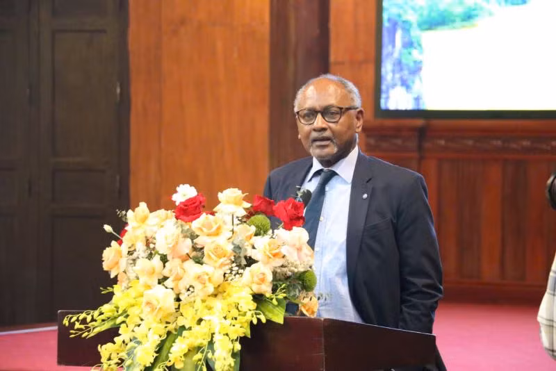 Ông Firmin Edouard Matoko, trợ lý Tổng Giám đốc UNESCO phát biểu tại buổi lễ. Ông Firmin Edouard Matoko, trợ lý Tổng Giám đốc UNESCO phát biểu tại buổi lễ.
