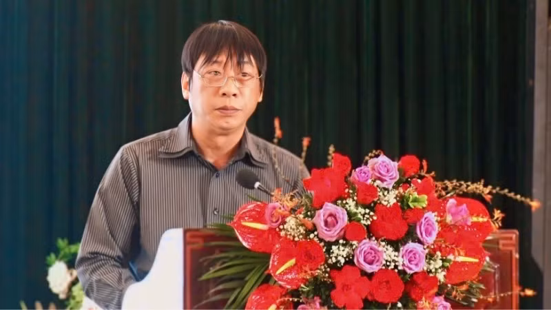 Phó Viện trưởng Viện Bảo tồn di tích Trần Quốc Tuấn phát biểu tại Hội thảo. Phó Viện trưởng Viện Bảo tồn di tích Trần Quốc Tuấn phát biểu tại Hội thảo.