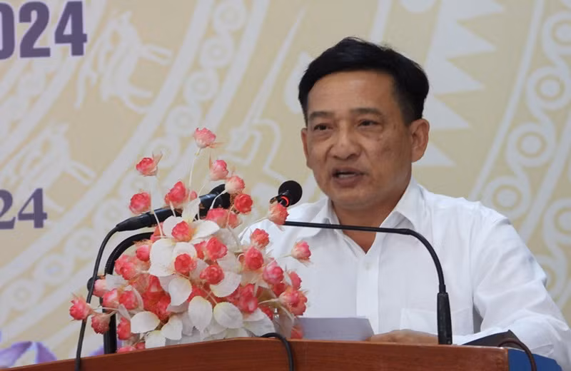 Phó Giám đốc Sở Thông tin và Truyền thông tỉnh Đắk Lắk Nguyễn Quốc Hiệp phát biểu tại hội nghị. Phó Giám đốc Sở Thông tin và Truyền thông tỉnh Đắk Lắk Nguyễn Quốc Hiệp phát biểu tại hội nghị.