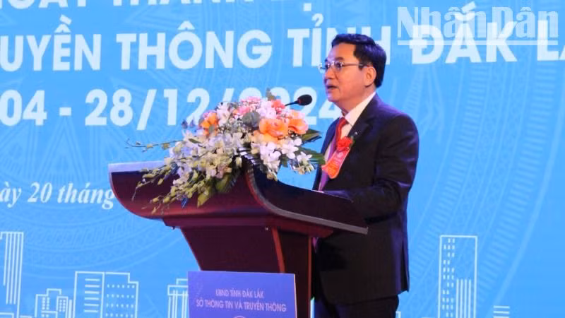 Giám đốc Sở Thông tin và Truyền thông tỉnh Đắk Lắk Trương Hoài Anh phát biểu tại lễ kỷ niệm.