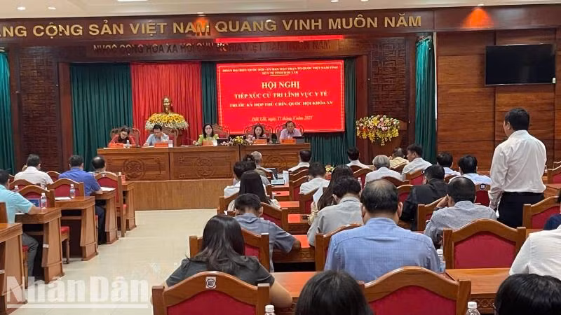 Đoàn đại biểu Quốc hội khóa XV tỉnh Đắk Lắk tiếp xúc cử tri chuyên đề về y tế trước kỳ họp thứ 9, Quốc hội khóa XV.