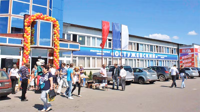 Khu chợ Ostuzheva 47 của cộng đồng người Việt ở Voronezh.