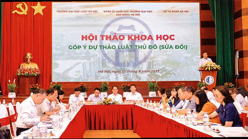 Đảng ủy Khối các trường đại học, cao đẳng Hà Nội; Sở Tư pháp Hà Nội và Trường đại học Luật Hà Nội phối hợp tổ chức Hội thảo khoa học "Góp ý dự thảo Luật Thủ đô (sửa đổi)".