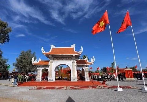 Cổng Việt Nam tại Maroc.