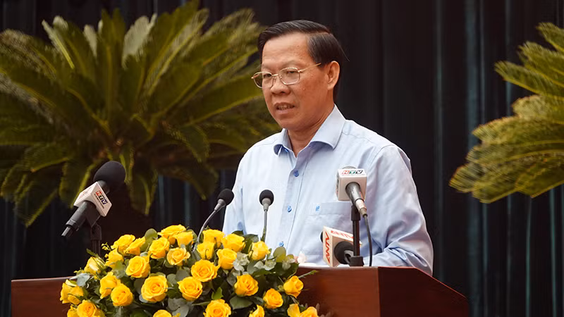 Chủ tịch Ủy ban nhân dân Thành phố Hồ Chí Minh Phan Văn Mãi phát biểu chỉ đạo hội nghị.