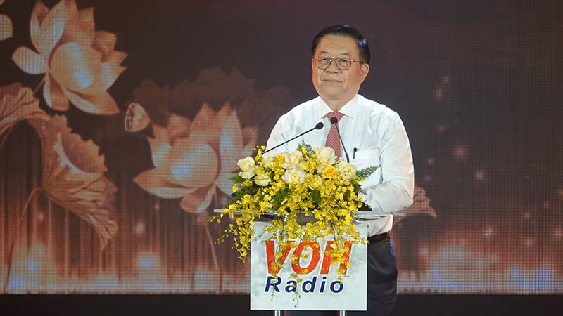Đồng chí Nguyễn Trọng Nghĩa, Ủy viên Bộ Chính trị, Bí thư Trung ương Đảng, Trưởng Ban Tuyên giáo Trung ương phát biểu tại chương trình.