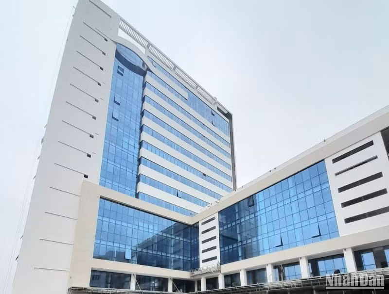 Tòa nhà CDC Thái Bình được xây mới với kinh phí hơn 200 tỷ đồng. Tòa nhà CDC Thái Bình được xây mới với kinh phí hơn 200 tỷ đồng.
