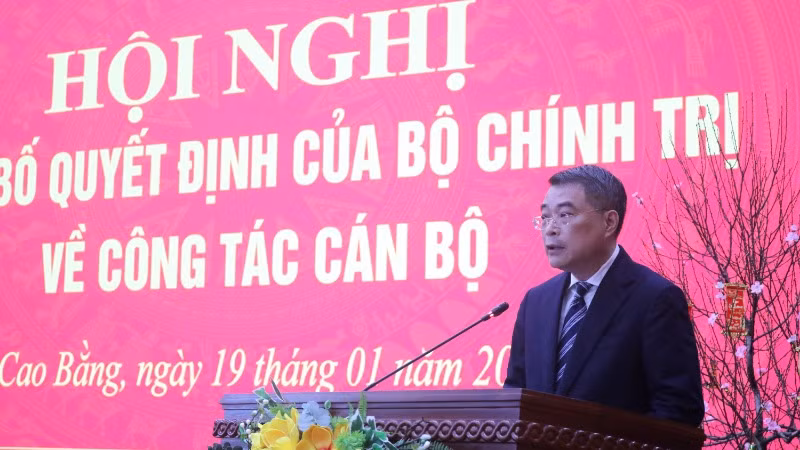 Trưởng Ban Tổ chức Trung ương Lê Minh Hưng phát biểu ý kiến tại hội nghị.