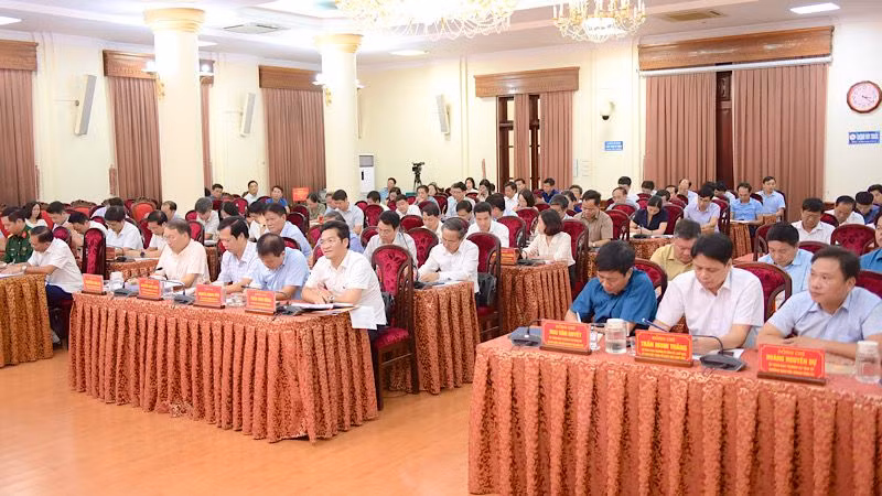 Các đại biểu dự hội nghị. Các đại biểu dự hội nghị.