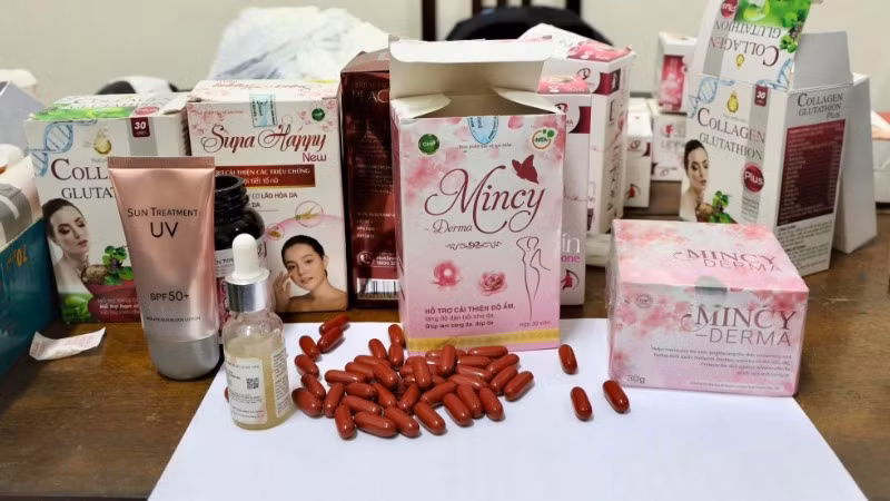 Một số thực phẩm chức năng, mỹ phẩm của Công ty NTA. (Ảnh: Công an tỉnh Nam Định cung cấp) Một số thực phẩm chức năng, mỹ phẩm của Công ty NTA. (Ảnh: Công an tỉnh Nam Định cung cấp)