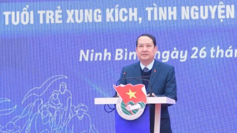 Đồng chí Phó Bí thư Thường trực Tỉnh ủy, Chủ tịch Hội đồng nhân dân tỉnh Ninh Bình Mai Văn Tuất phát biểu chỉ đạo. Ảnh: NGỌC HÀ