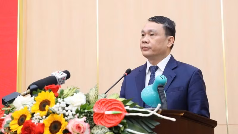 Đồng chí Bí thư Tỉnh ủy Nam Định, Đặng Khánh Toàn dự, phát biểu tại kỳ họp. (Ảnh: XUÂN TRƯỜNG) Đồng chí Bí thư Tỉnh ủy Nam Định, Đặng Khánh Toàn dự, phát biểu tại kỳ họp. (Ảnh: XUÂN TRƯỜNG)