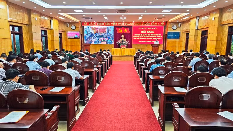 Quang cảnh hội nghị.