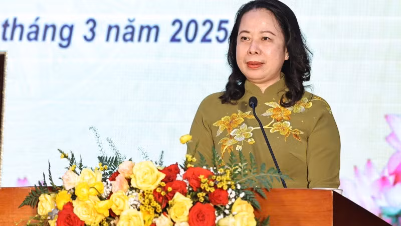 Phó Chủ tịch nước Võ Thị Ánh Xuân phát biểu tại buổi lễ. Phó Chủ tịch nước Võ Thị Ánh Xuân phát biểu tại buổi lễ.