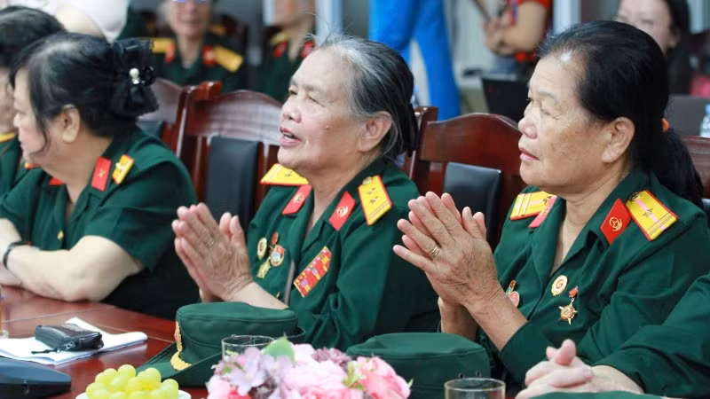 Chương trình là lời tri ân gửi tới những người phụ nữ đã góp phần làm nên “Huyền thoại Trường Sơn”.