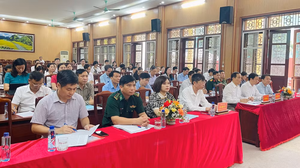 Các đại biểu tham dự hội thảo. Các đại biểu tham dự hội thảo.
