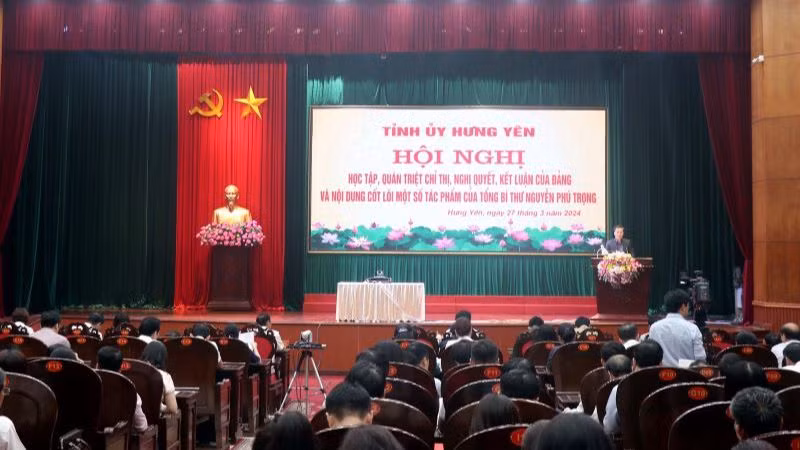 Hội nghị quán triệt các nghị quyết, kết luận của Đảng ở tỉnh Hưng Yên.