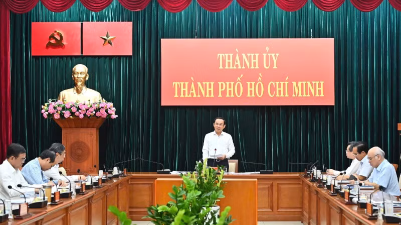 Thành phố Hồ Chí Minh tập trung mọi nguồn lực, phối hợp tổ chức Lễ Kỷ niệm 50 năm Ngày Giải phóng miền nam, thống nhất đất nước.