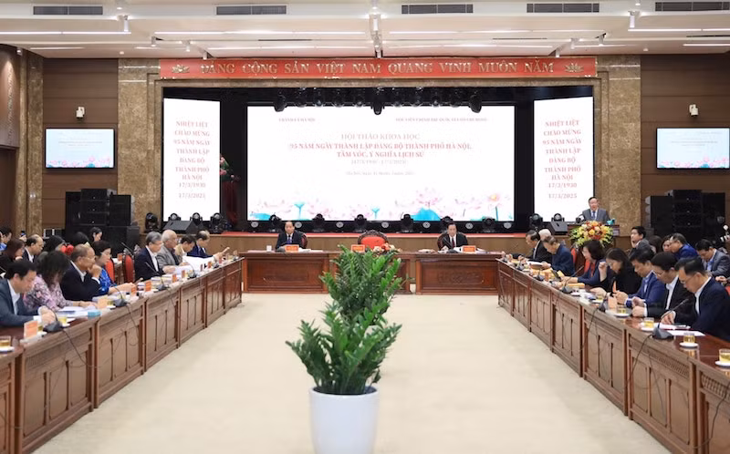 Hội thảo khoa học 95 năm Ngày thành lập Đảng bộ Hà nội. (Ảnh: QUỐC TOẢN)