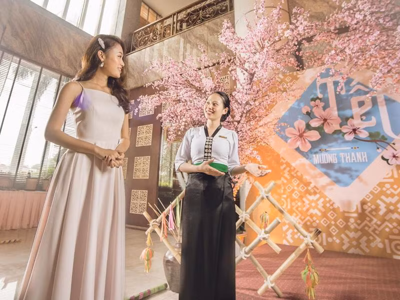 Tết Mường Thanh luôn thu hút sự quan tâm của khách du lịch từ bản sắc văn hóa. Tết Mường Thanh luôn thu hút sự quan tâm của khách du lịch từ bản sắc văn hóa.